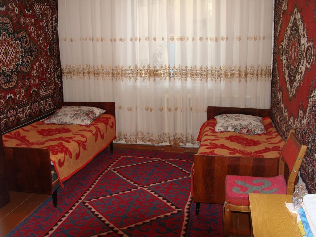 Guest House Nur Kochkor Екстер'єр фото